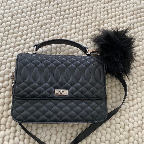 Marei1998 black faux fur keychain pouf - Picture 4 of 4